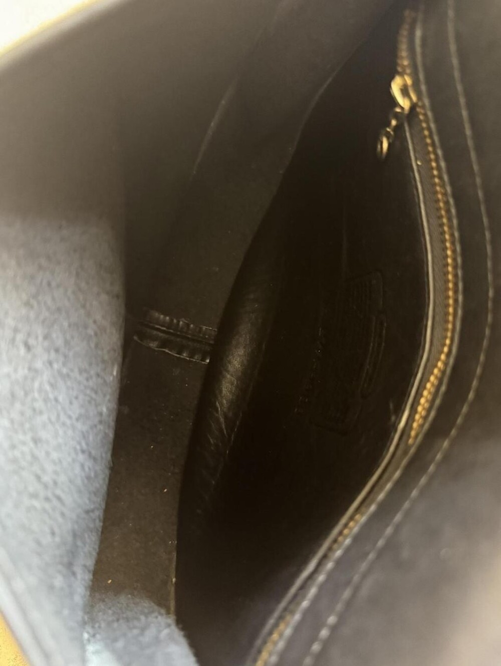 Vintage Coach Berkeley 9988 Blk Leather Saddle Bag Brass Hardware Crossbody 90s - Picture 7 of 7